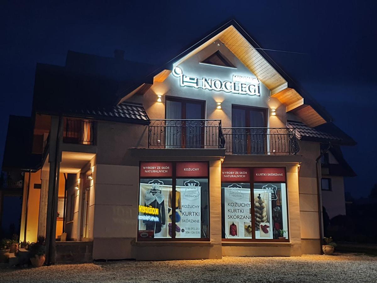 Mrowca Noclegi Pokoje Goscinne Ґронкув Екстер'єр фото